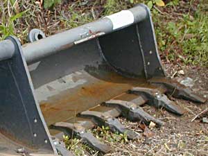 36″ C&P WainRoy-style Bucket