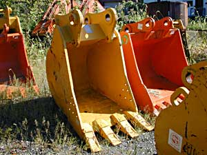 36″ Heavy Duty C&P Excavator Bucket