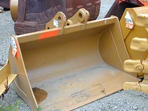 60″ Komatsu Ditching Bucket